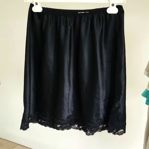 Black Skirt Slip